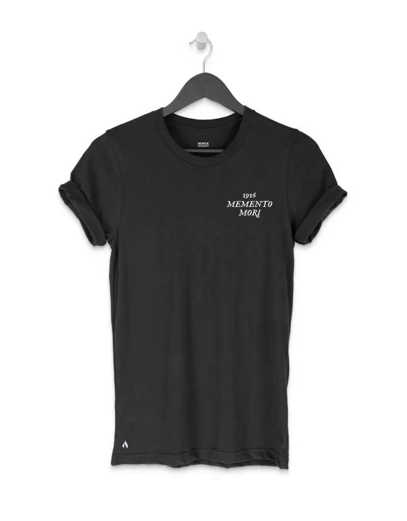 Memento-Mori-Front-Noir.webp